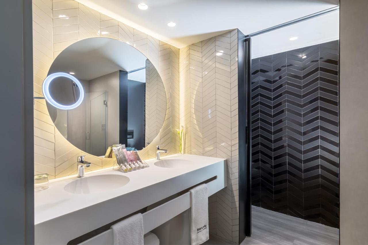 Deluxe Premium Room,1226822663:JPEG